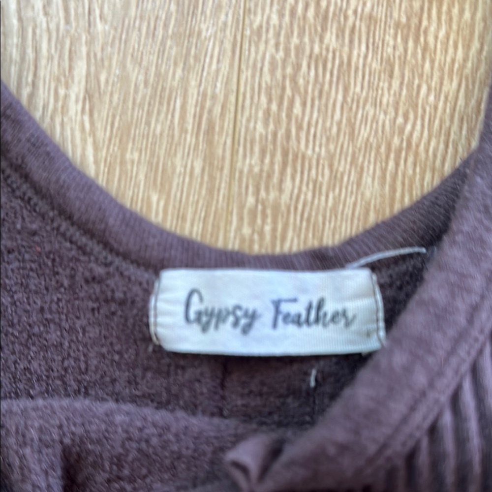 Gypsy Feather Ribbed Brown Crop Top - Picture 2 of 3